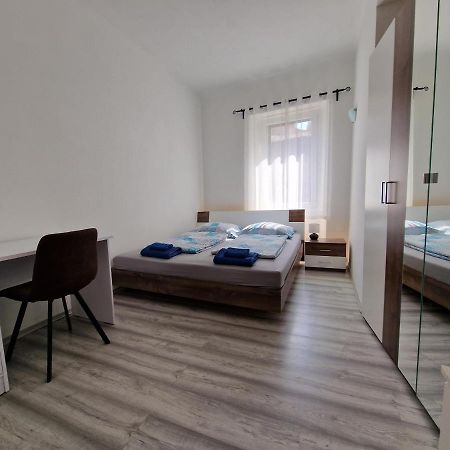 Secret Garden Apartment Копер Екстер'єр фото