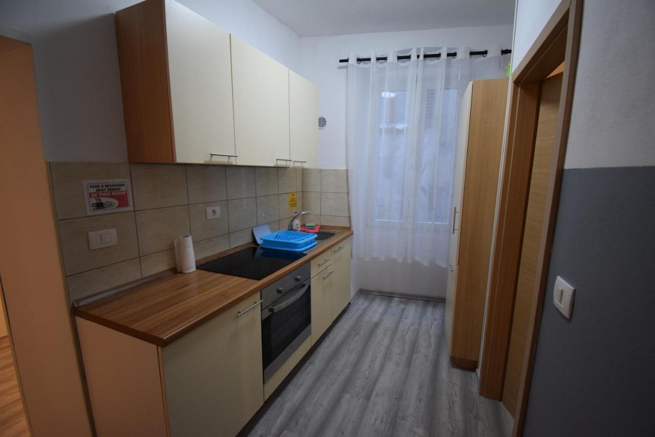 Secret Garden Apartment Копер Екстер'єр фото