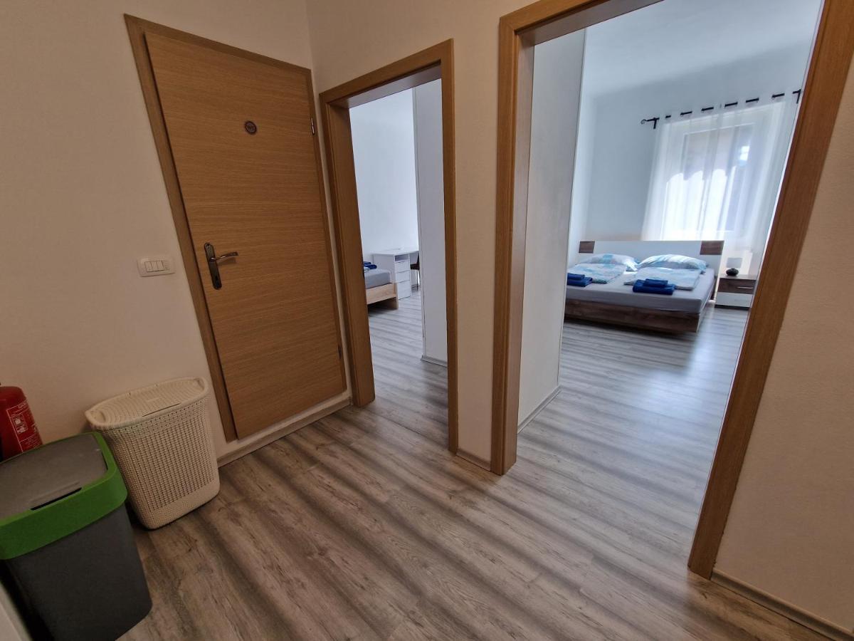 Secret Garden Apartment Копер Екстер'єр фото